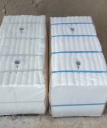 Bông gốm dạng khối cục